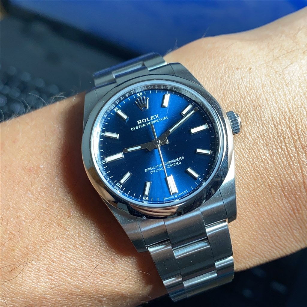 収まりが良い』 ロレックス オイスター パーペチュアル 124200