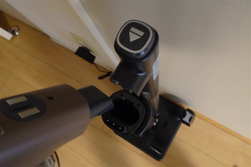 エレクトロラックスの二刀流クリーナーに軽量モデルが登場