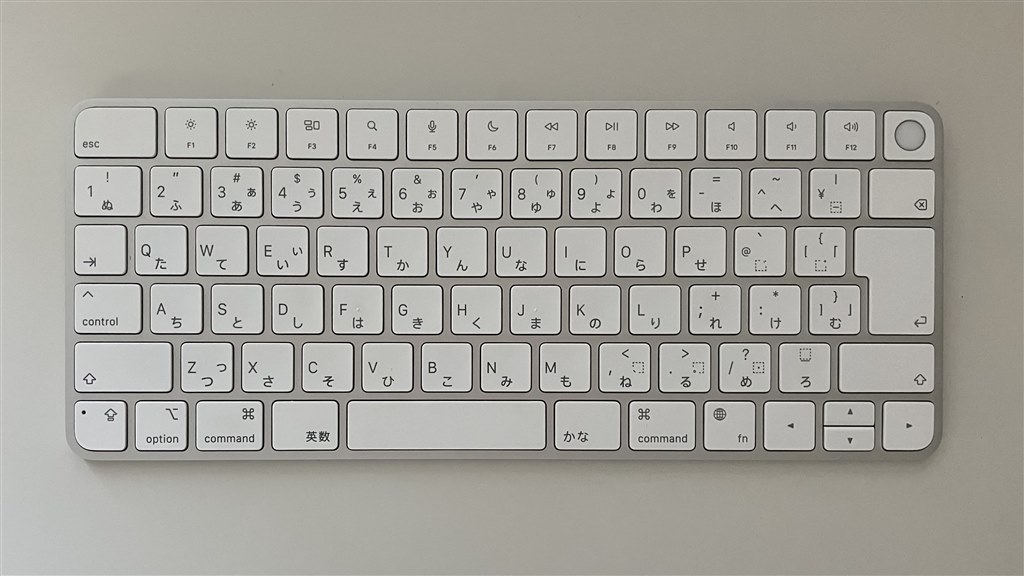 Touch ID付きのキーボードはやっぱり便利。』 Apple Magic Keyboard