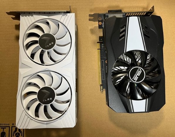 PNY GeForce RTX 4060 8GB XLR8 Gaming OC DUAL FAN White Edition