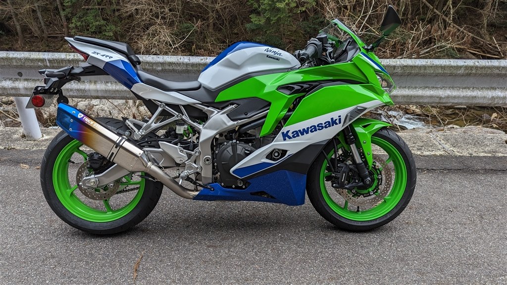 トリックスターフルエキ最高！』 カワサキ ニンジャ ZX-4R 400ccOJSN