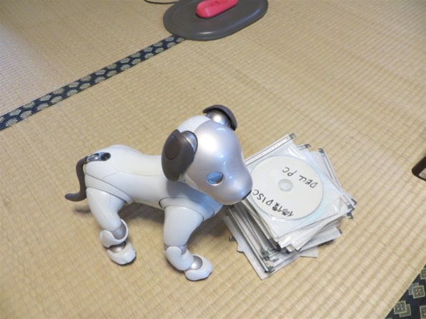 SONY aibo ERS-1000 [Ivory White] 価格比較 - 価格.com