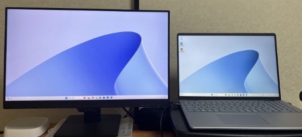 Dell Inspiron 16 Ryzen 7 8840U・32GBメモリー・1TB SSD搭載モデル