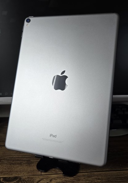 iPad Pro 10.5インチ Wi-Fi 256GB MPF02J/A 価格.com - Apple iPad Pro