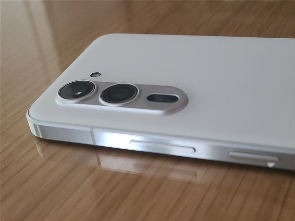 S20＋から乗り換え、SDカード2tbの最強機種！』 FCNT arrows Alpha