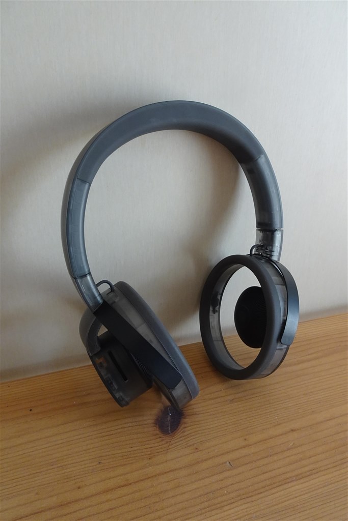 nwmのオープンイヤー×オーバーヘッドタイプにスケルトンモデル』 NTT