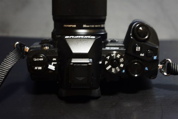 OLYMPUS OM-D E-M1 ボディ ブラック オリンパス OLYMPUS OM-D E-M1