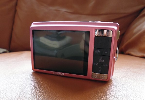 富士フイルム FinePix Z800EXR [レッド] 価格比較 - 価格.com