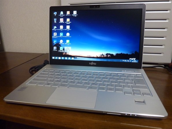 富士通 FMV LIFEBOOK SH75/M FMVS75MWP投稿画像・動画 - 価格.com