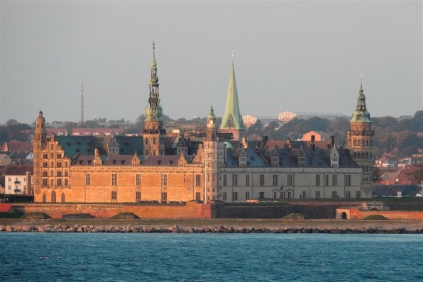 ニコン COOLPIX S9700 [プレシャスブラック]で撮影された写真