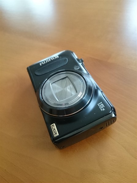 富士フイルム FinePix F300EXR [ブラック] レビュー評価・評判 - 価格.com