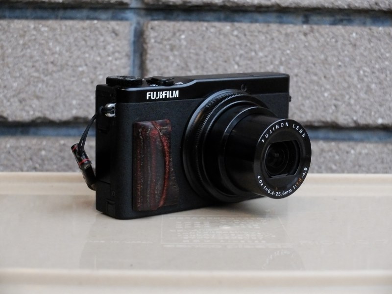XF1の後継機として考えると…』 富士フイルム FUJIFILM XQ1 [ブラック