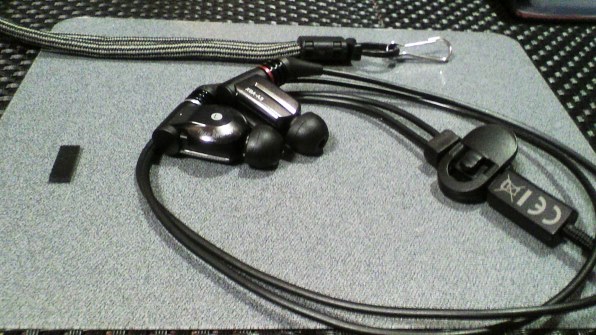 SONY MUC-M12SM1 ミニプラグ(L型)⇔専用端子 [1.2m]投稿画像・動画