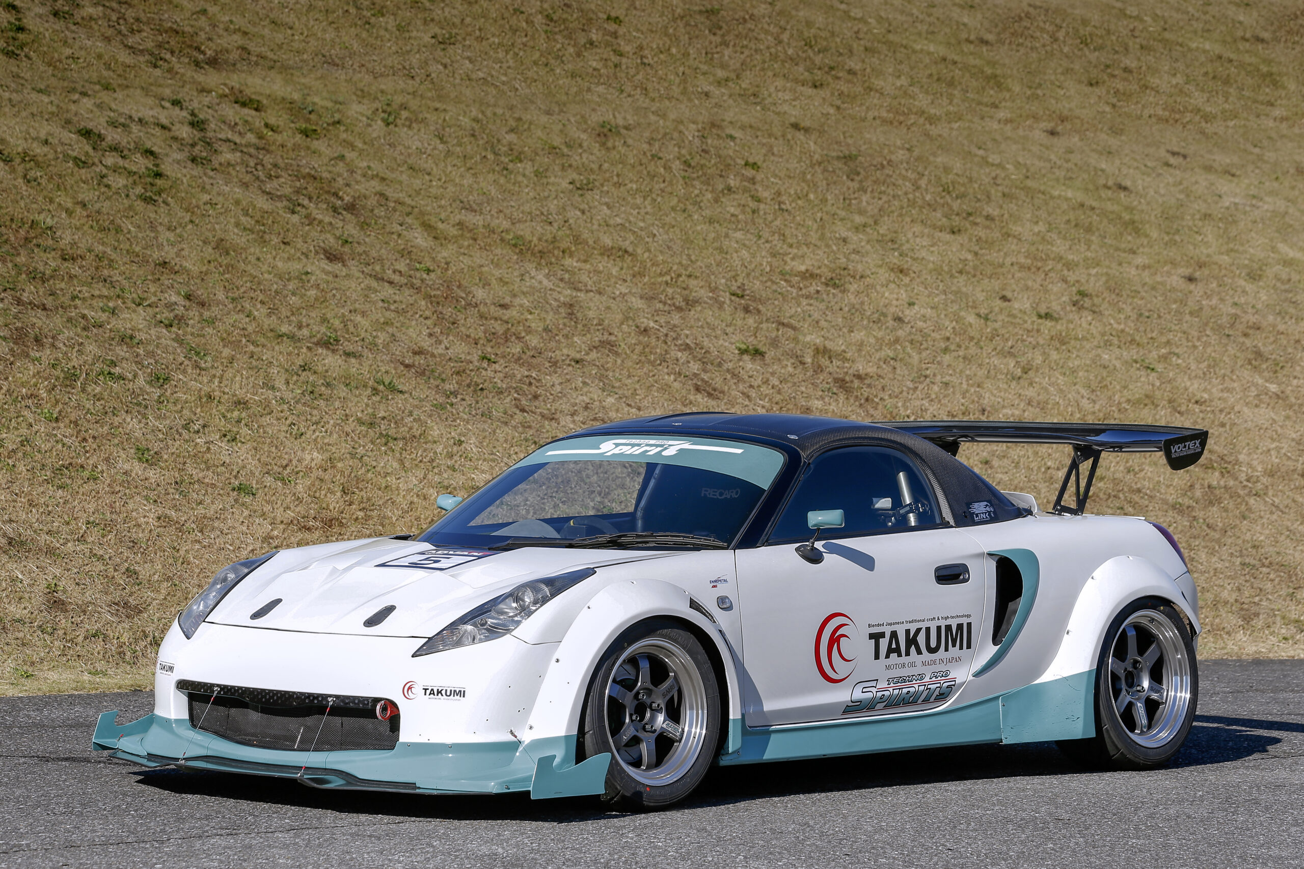 テクノプロスピリッツZZW30 MR-S「ターボ化で戦闘力を高めた878kgの超