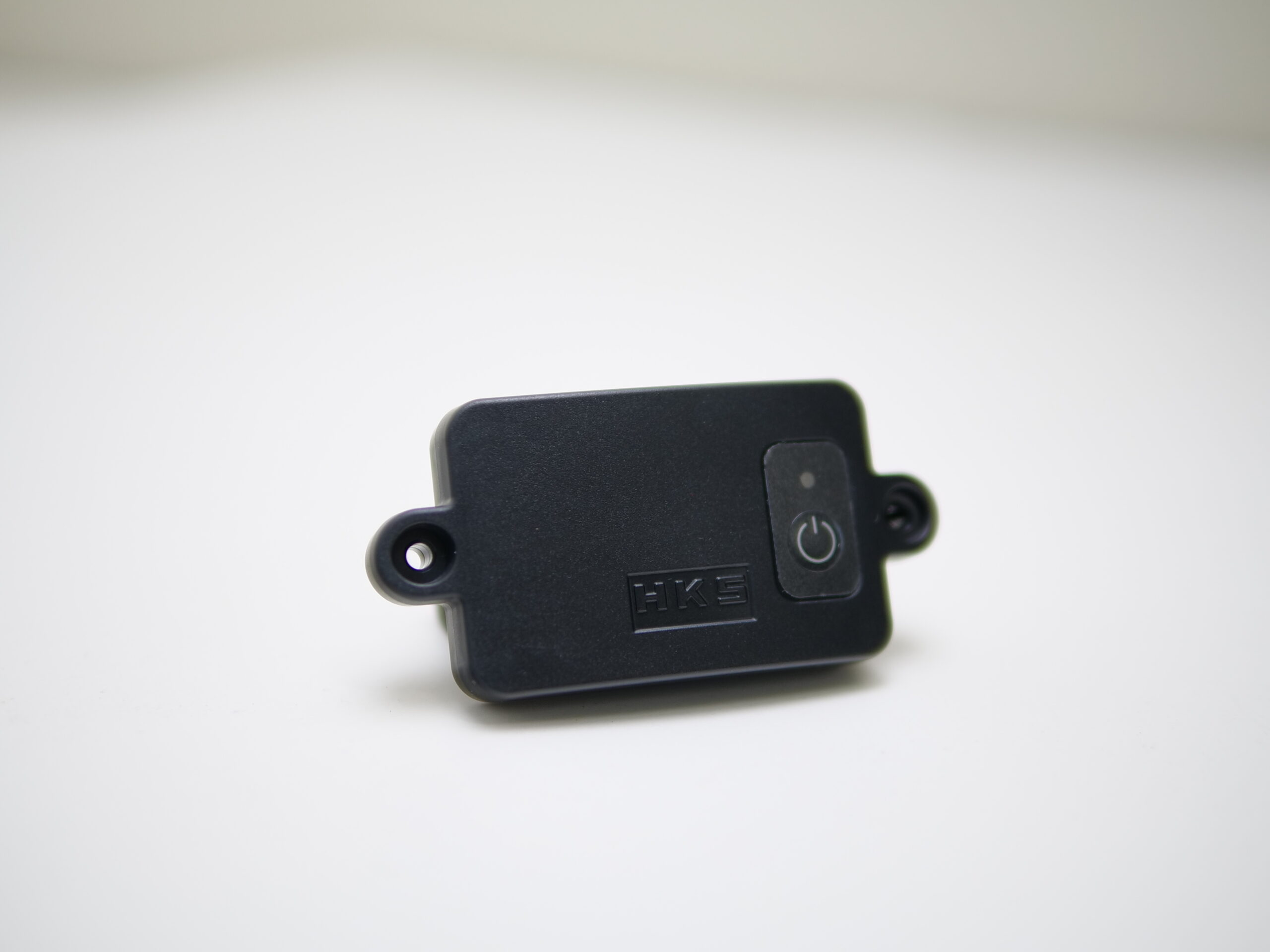 計測値0.001秒の正確さにこだわる磁気感知式！HKSからサーキット