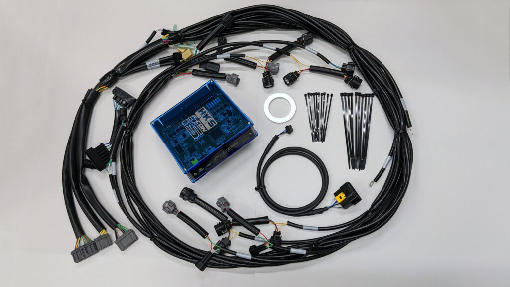 HKSからGR86/BRZ（ZN8/ZD8）用「サブコントロールシステム」F-CON iSが