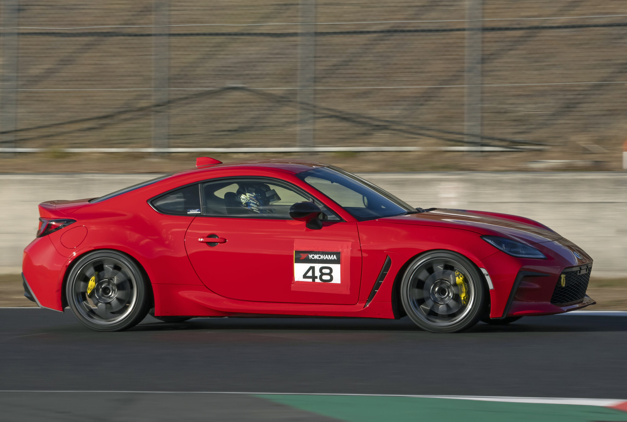 arise motor sports ZN8 GR86 機械式L.S.D.の装着にともない 車高調