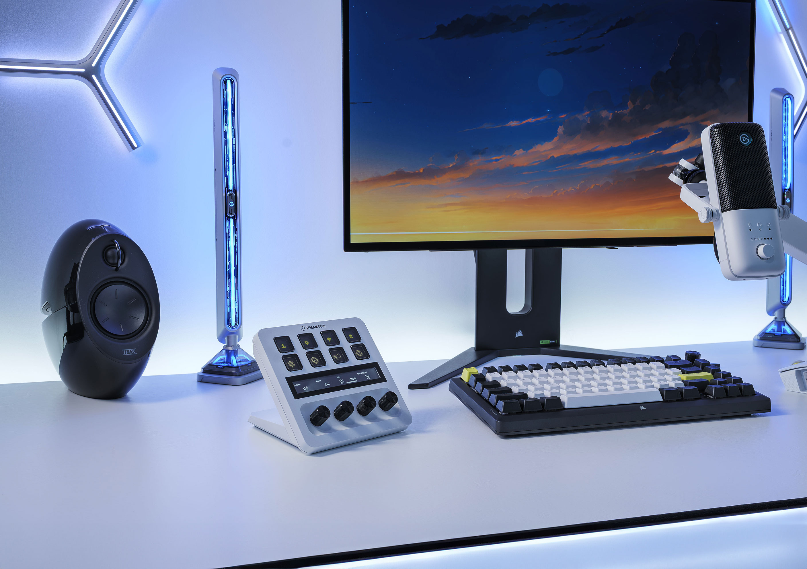 Stream Deck + ホワイト | Elgato