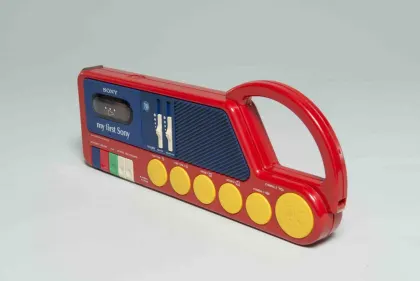 My First Sony cassette-corder, model TCM-4040 (1988) - Sony