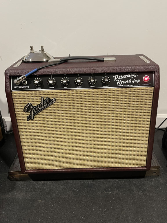 Fender Limited-Edition '65 Princeton Bordeaux Reserve 112 12W