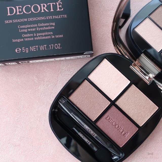 ナツさんの「コスメデコルテ スキンシャドウ デザイニング パレット