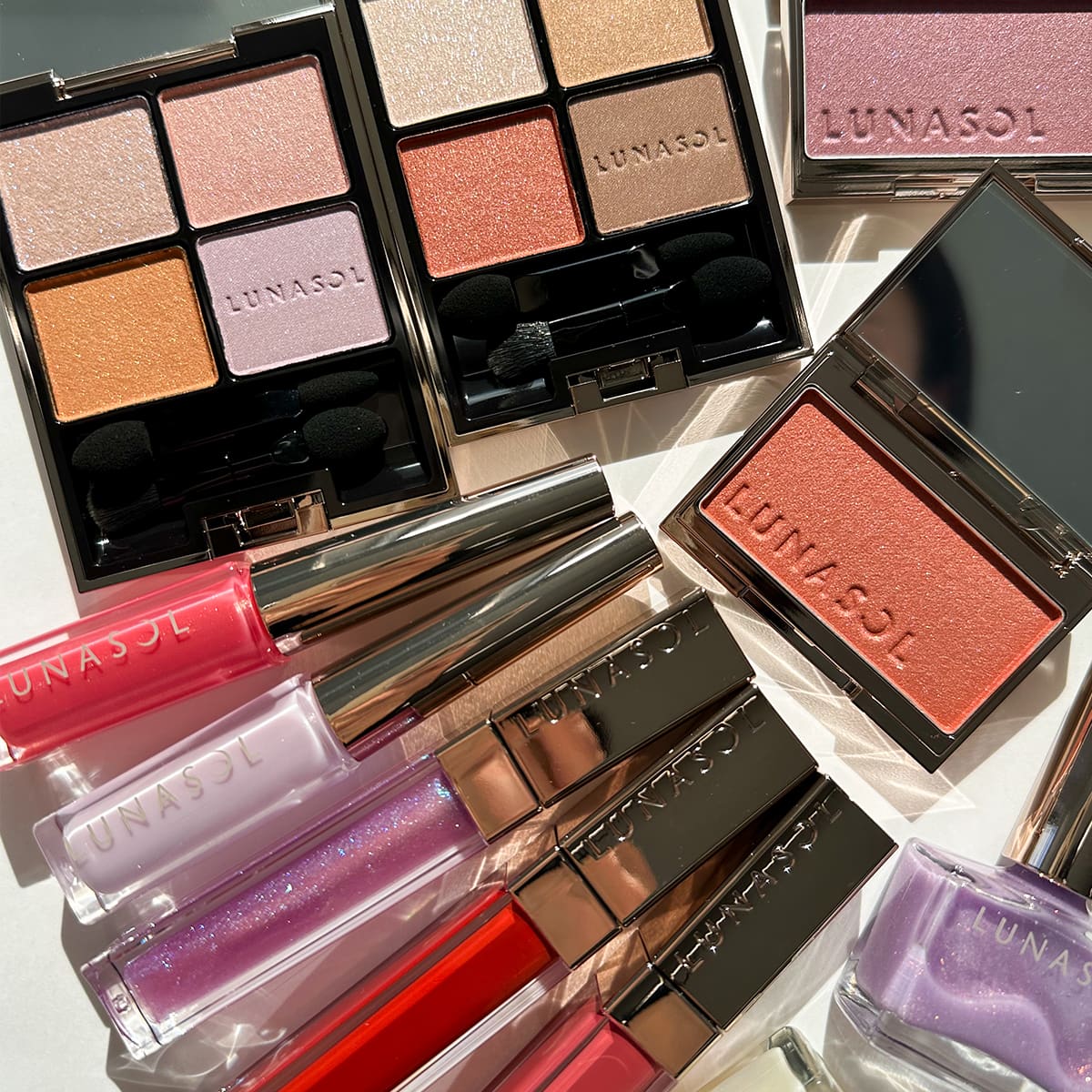 ルナソル・夏コスメ】5／17発売・夏の光を手に入れる！即完必至の限定