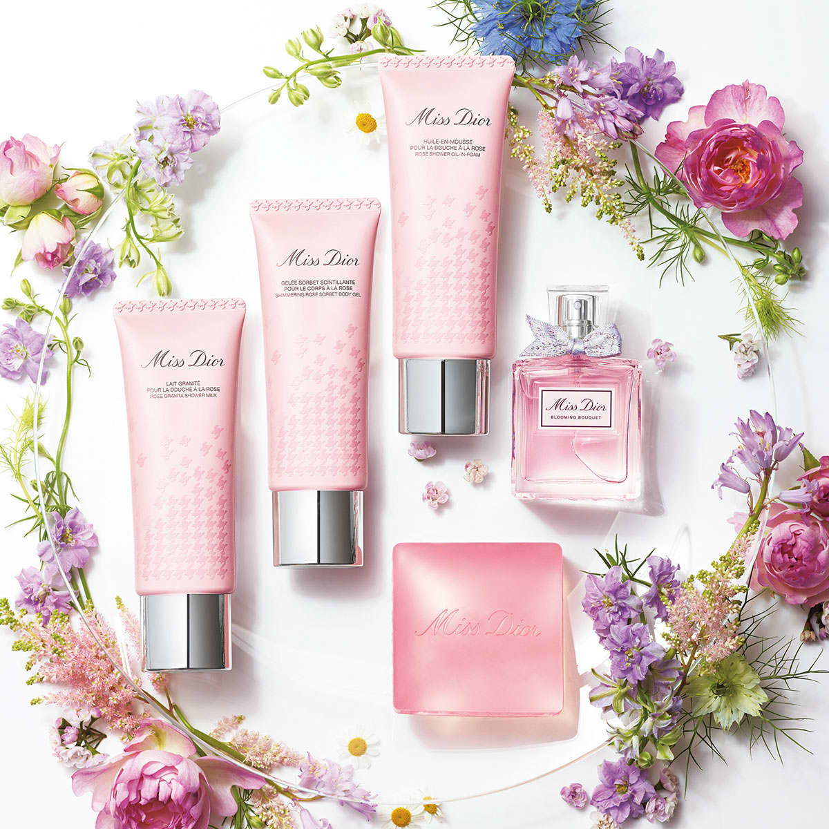 愛と幸せのミス ディオール限定コレクション】夏のボディケアはローズ