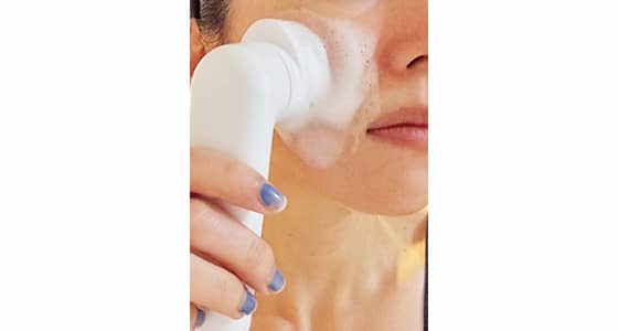 毛穴まですっきり洗顔♪クリニークの新・音波洗顔ほか♥本日発売コスメ