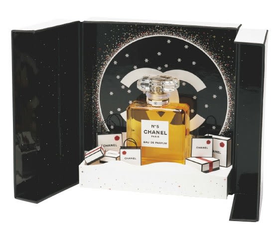 クリスマスコフレ2019 シャネル】絶対に見逃せない【CHANEL】の限定