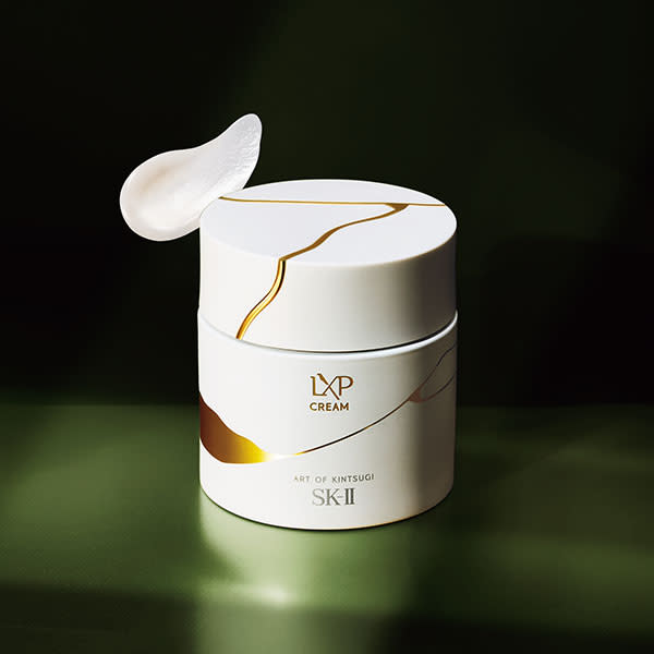 時を味方につけるSK-II最高峰スーパープレステージスキンケア】“金継ぎ