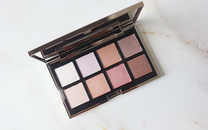 パーソナルカラー別に全色レビュー ルナソルの「2025年クリスマス