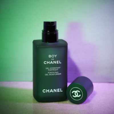 男の肌はとにかく乾燥している……。保湿でスキンケアを格上げする2品