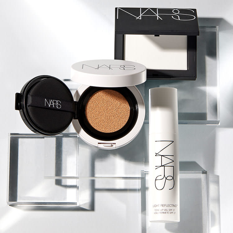 小田切 ヒロが指南】話題のNARSレフ板ファンデを使った最新ベース