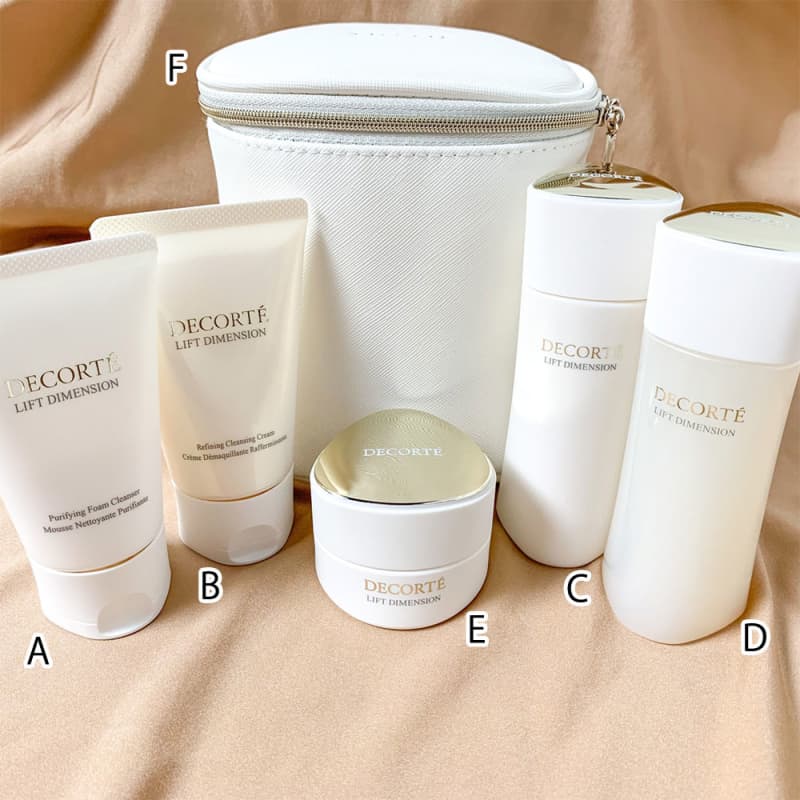 クリスマスコフレ・コスメデコルテ】12／1発売・完売必至！大人気