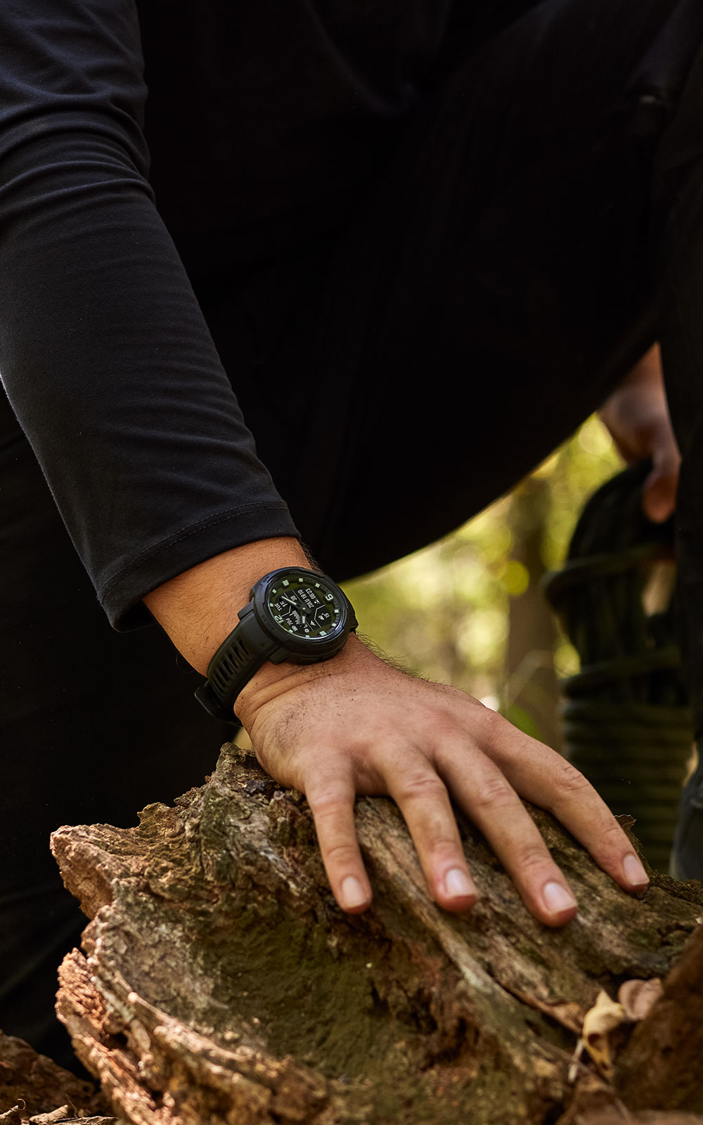 Instinct Crossover Dual Power Tactical Edition | スマートウォッチ