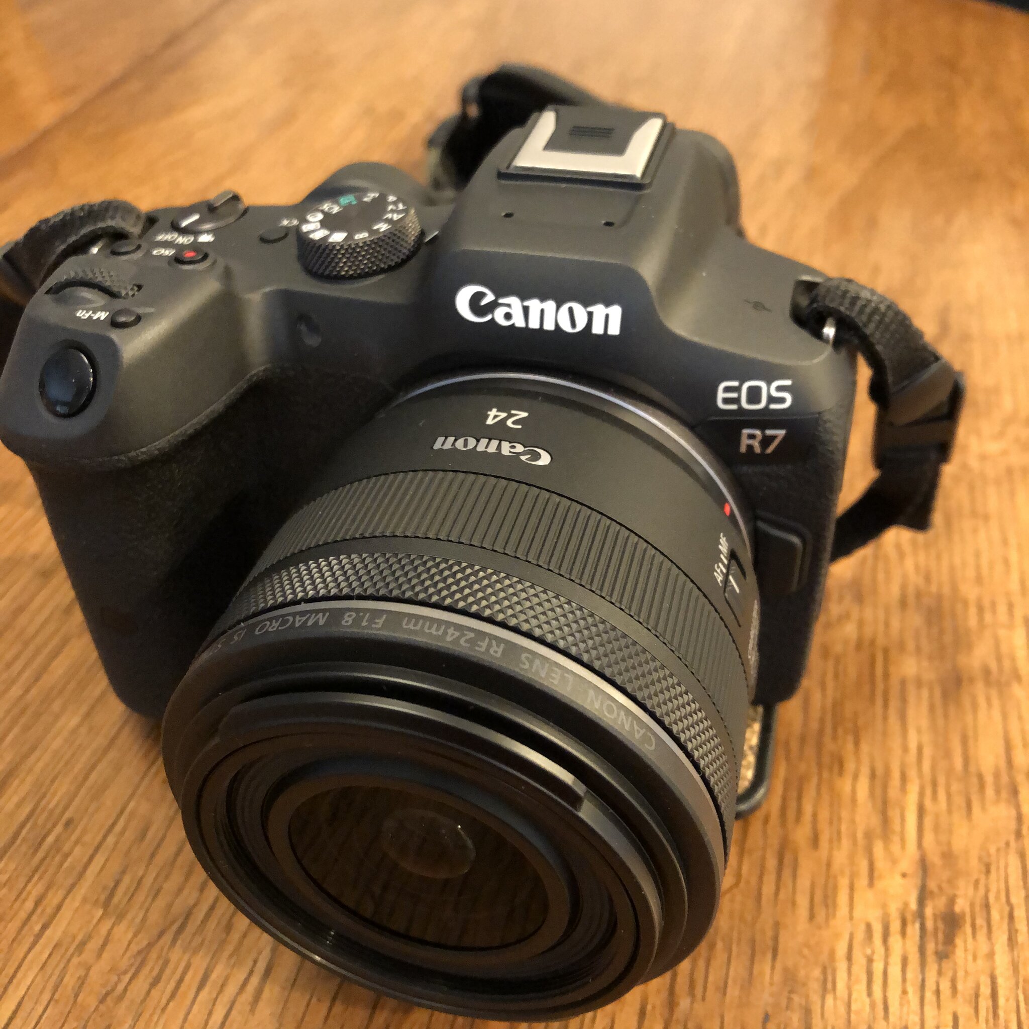 Canon R7 - RF24mm F1.8 Macro IS STM - Some Quick Early Comments