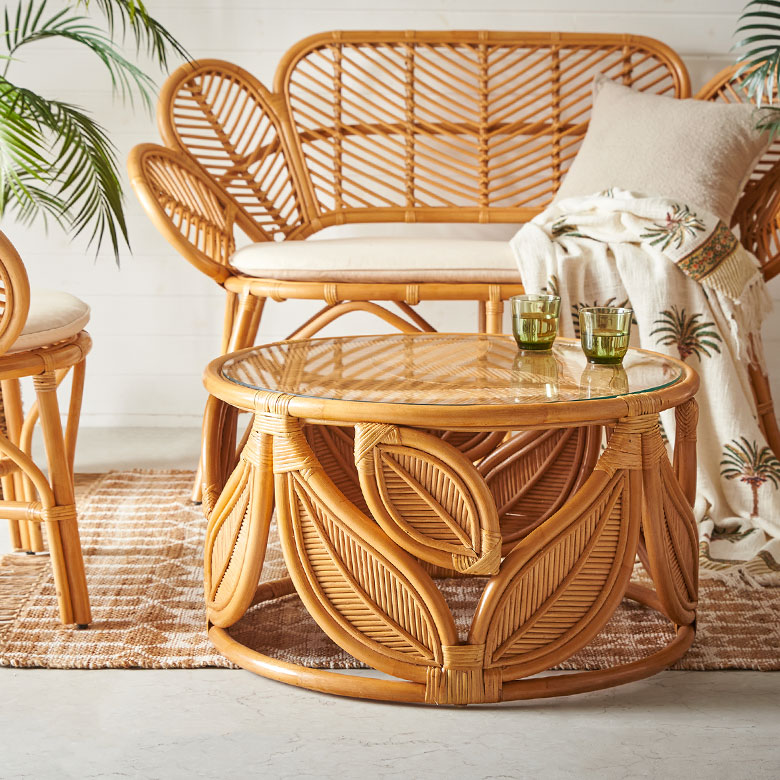 ビンテージ 古びた良き佇まいのラタン 小さなガラステーブル 藤家具 藤