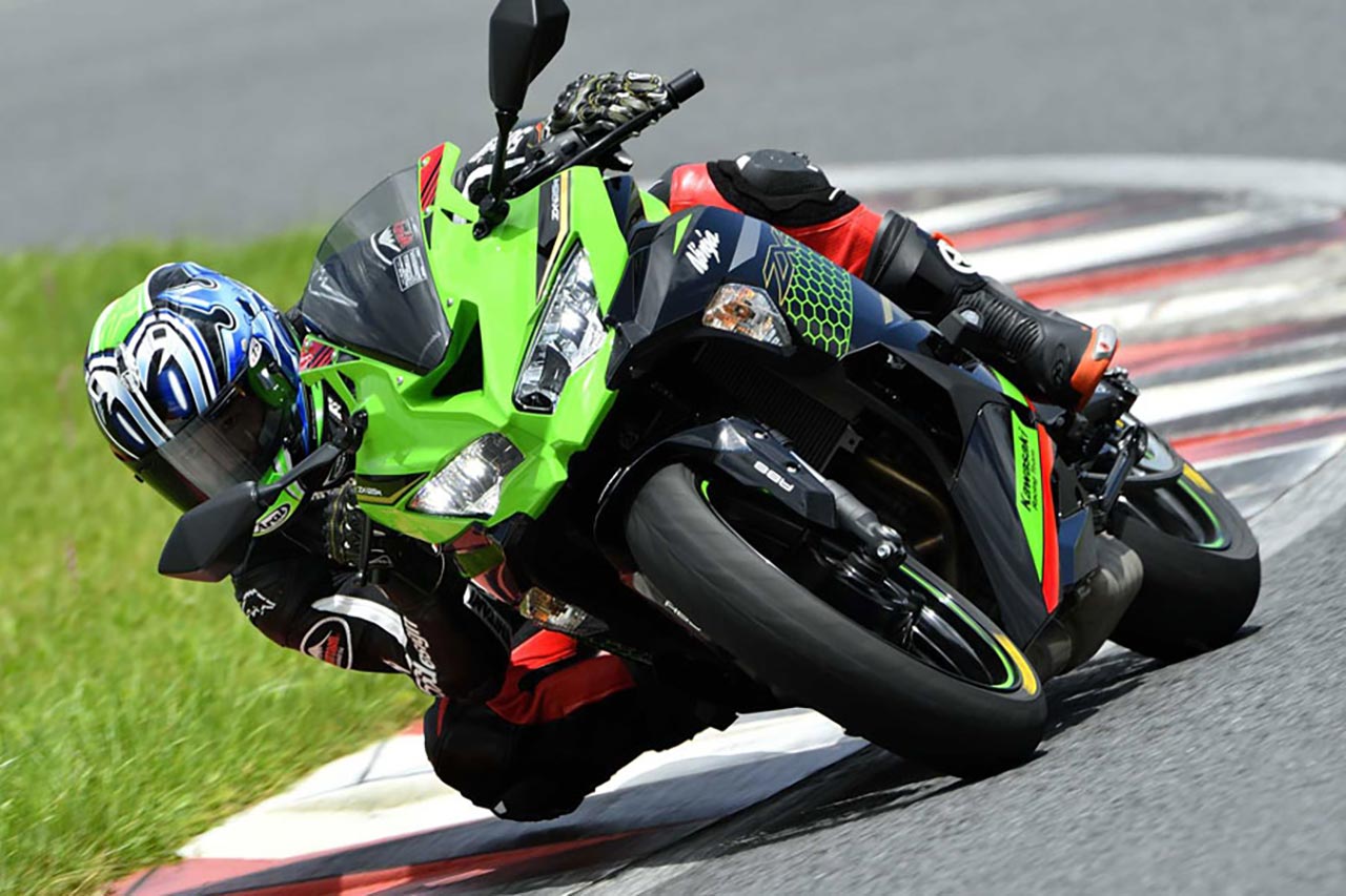 プレイバックインプレッション｜KAWASAKI Ninja ZX-25R SE KRT EDITION