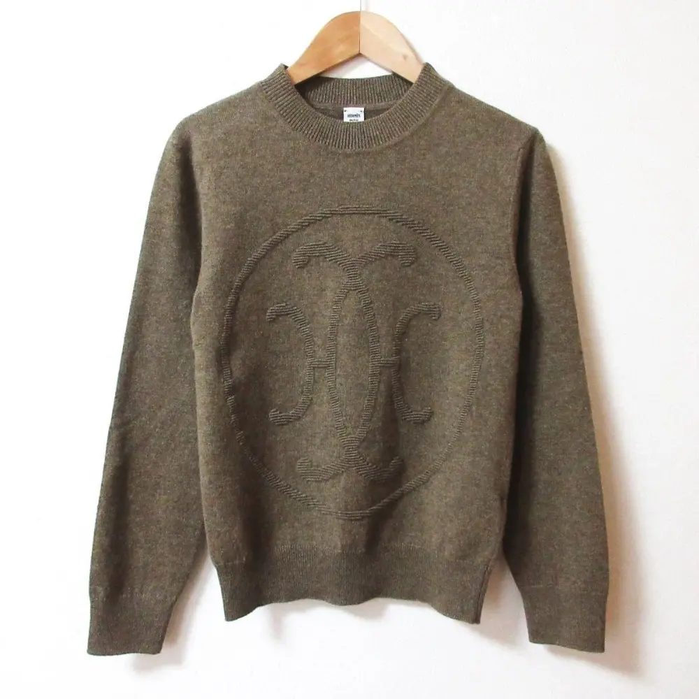 エルメスを象徴するレザーを筆頭に、異素材使いが冴える──特集：