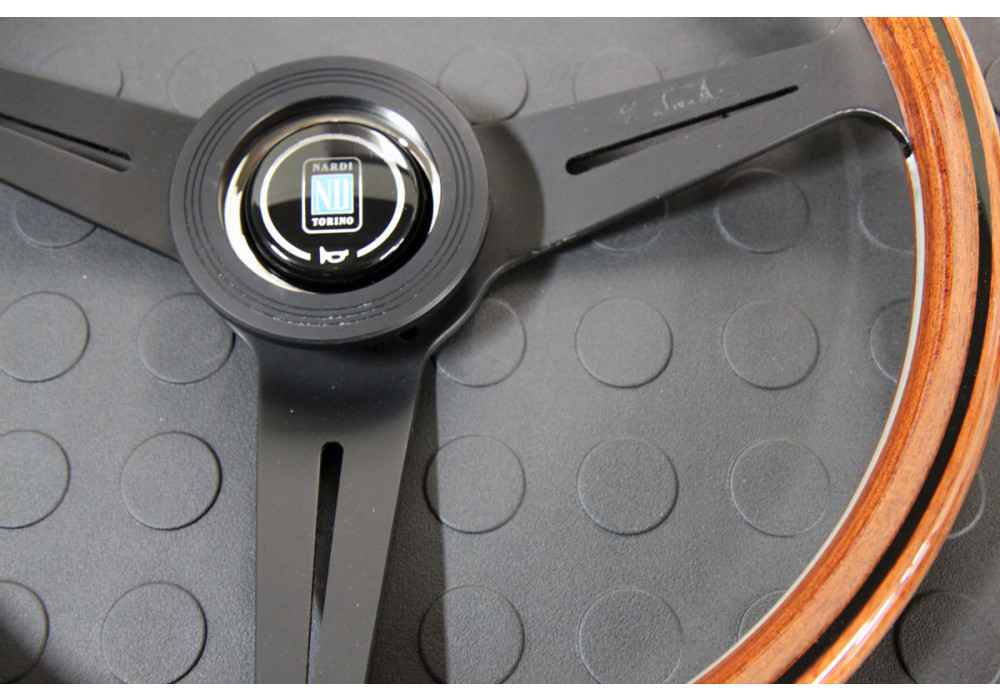 Nardi Classico Steering Wheel 360MM Wood With Black Spokes