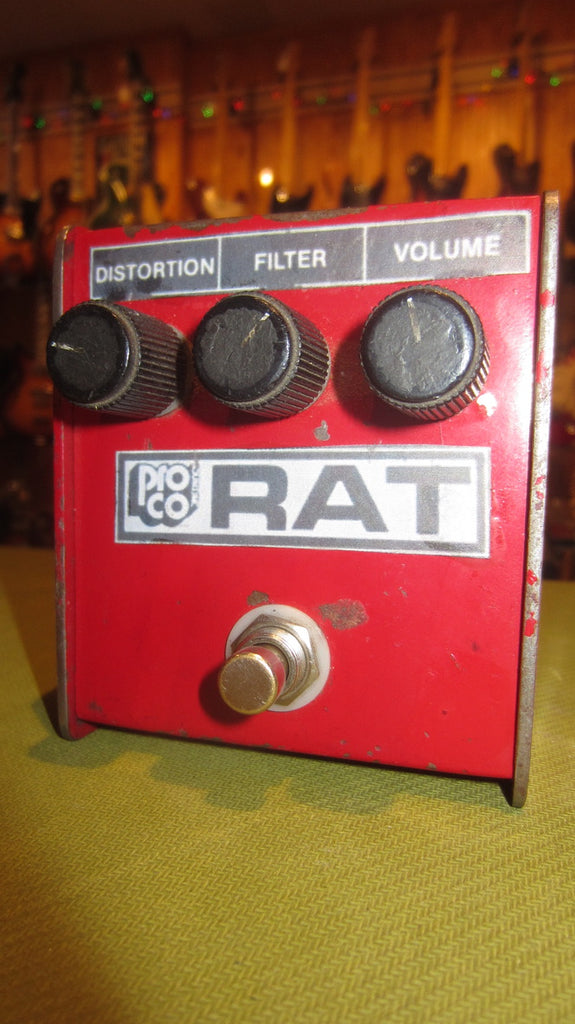 1984 ProCo The Rat Distortion Red – Rivington Guitars