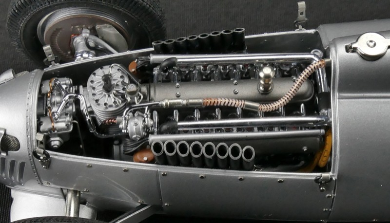 CMC 1/18 アウトウニオン タイプ C 1936/37 シルバー M-034 ミニカー