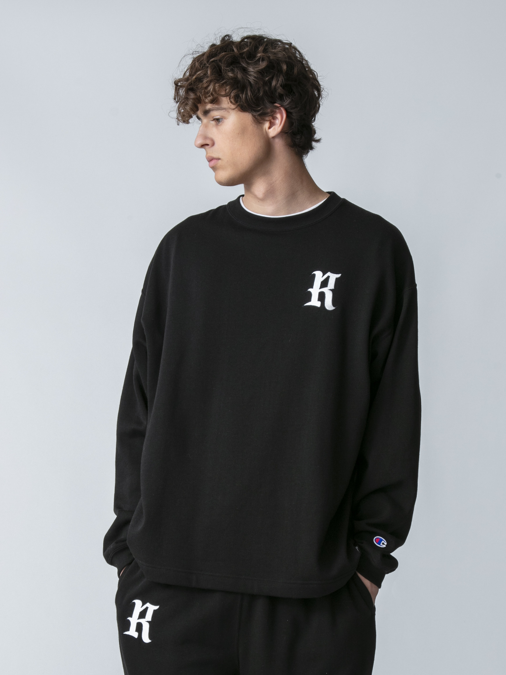 Rロゴ スウェットプルオーバー｜Champion(チャンピオン)｜Ron Herman