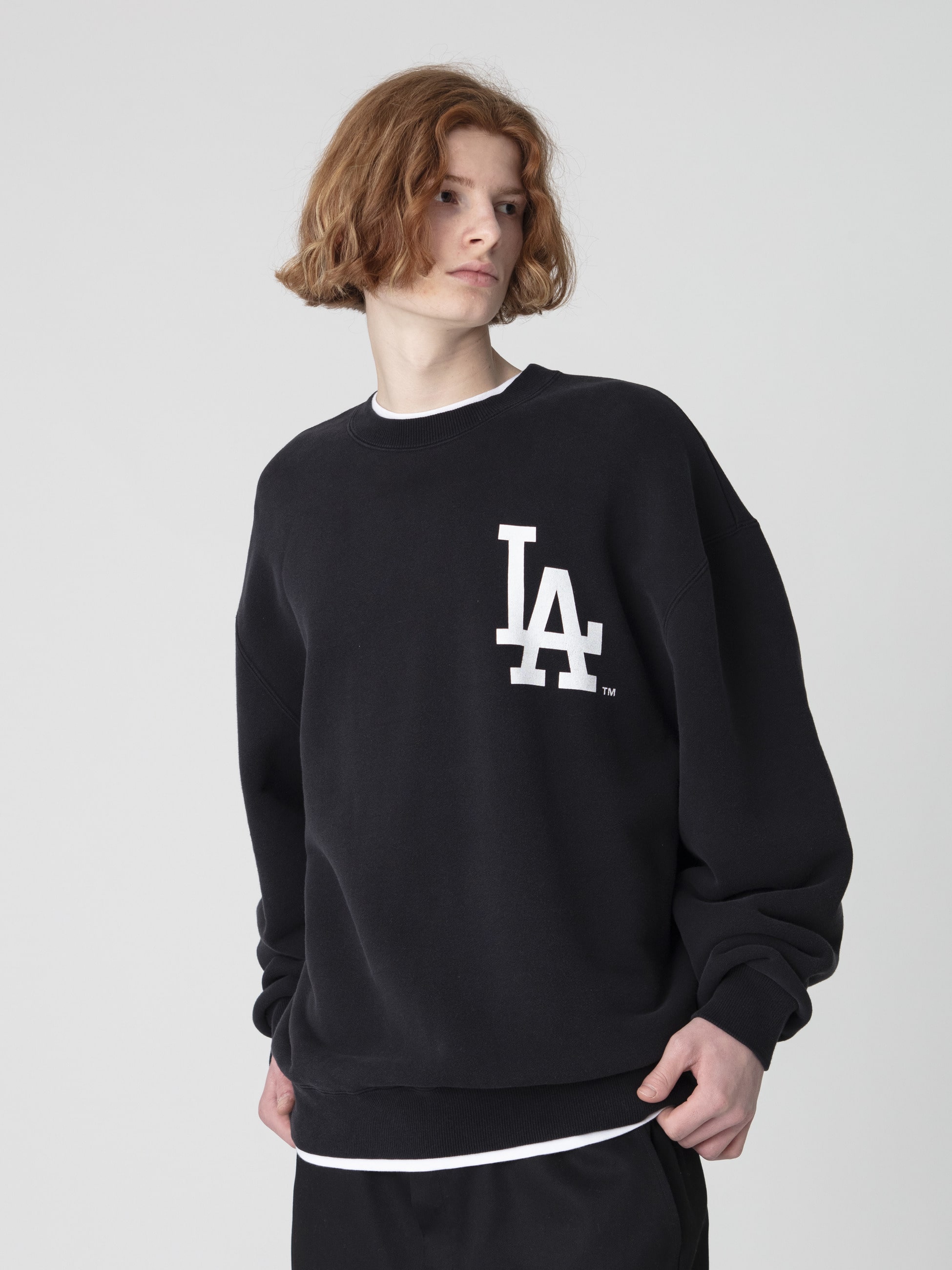 MLB ダメージ スウェット プルオーバー（ロサンゼルスドジャース