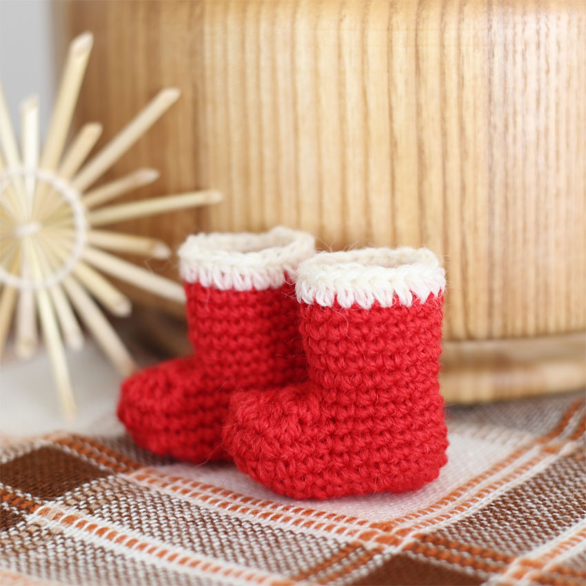 かぎ針編み無料編み図「サンタブーツ」 クリスマス オーナメント