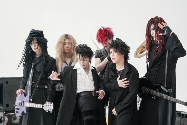 LUNA SEA 「ROSIER」の替え歌バージョンがマクドナルド新CMに登場