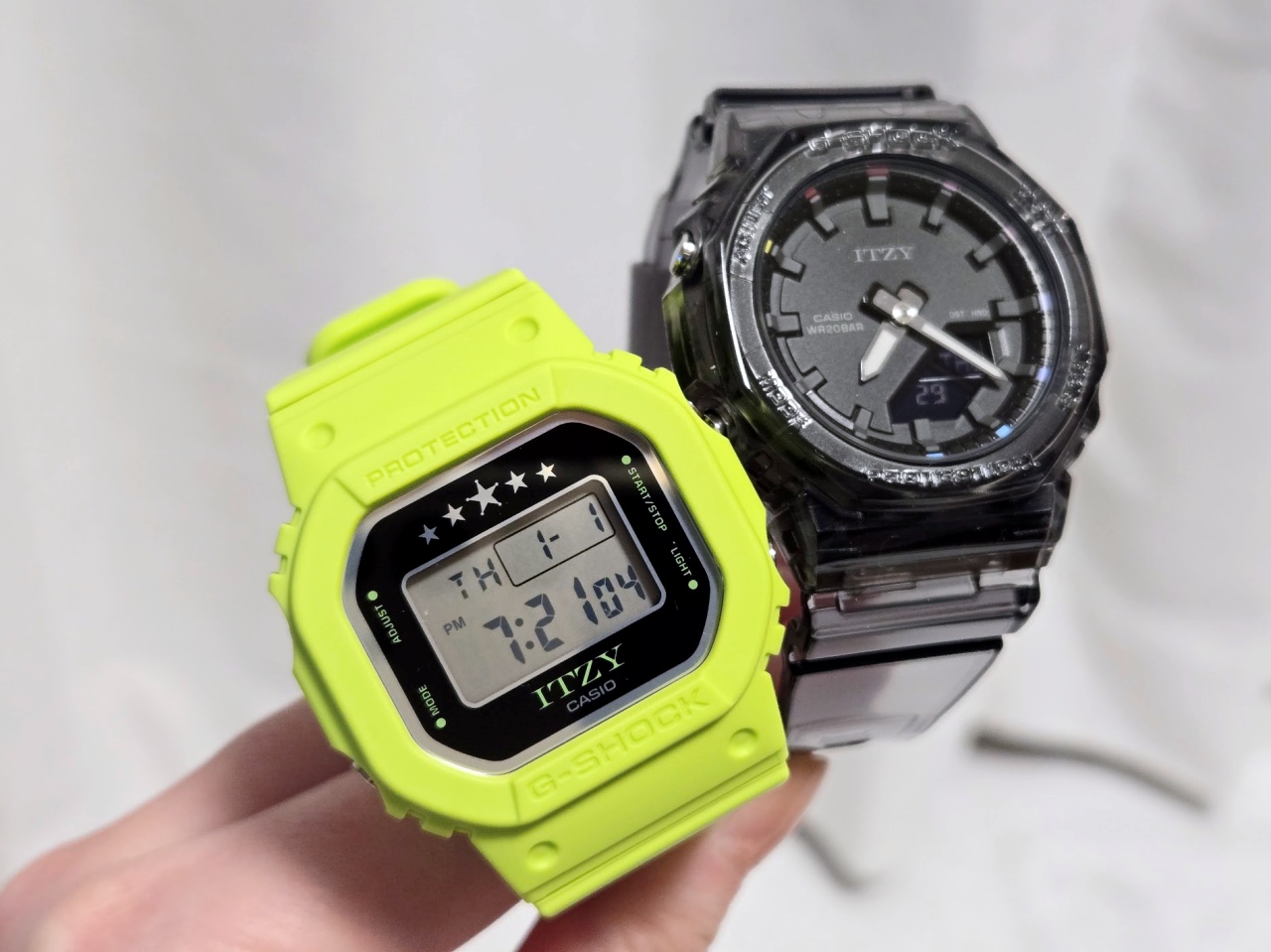1本あたり約3600円!? 約1万円で5万5000円分入ったド派手なG-SHOCKが3