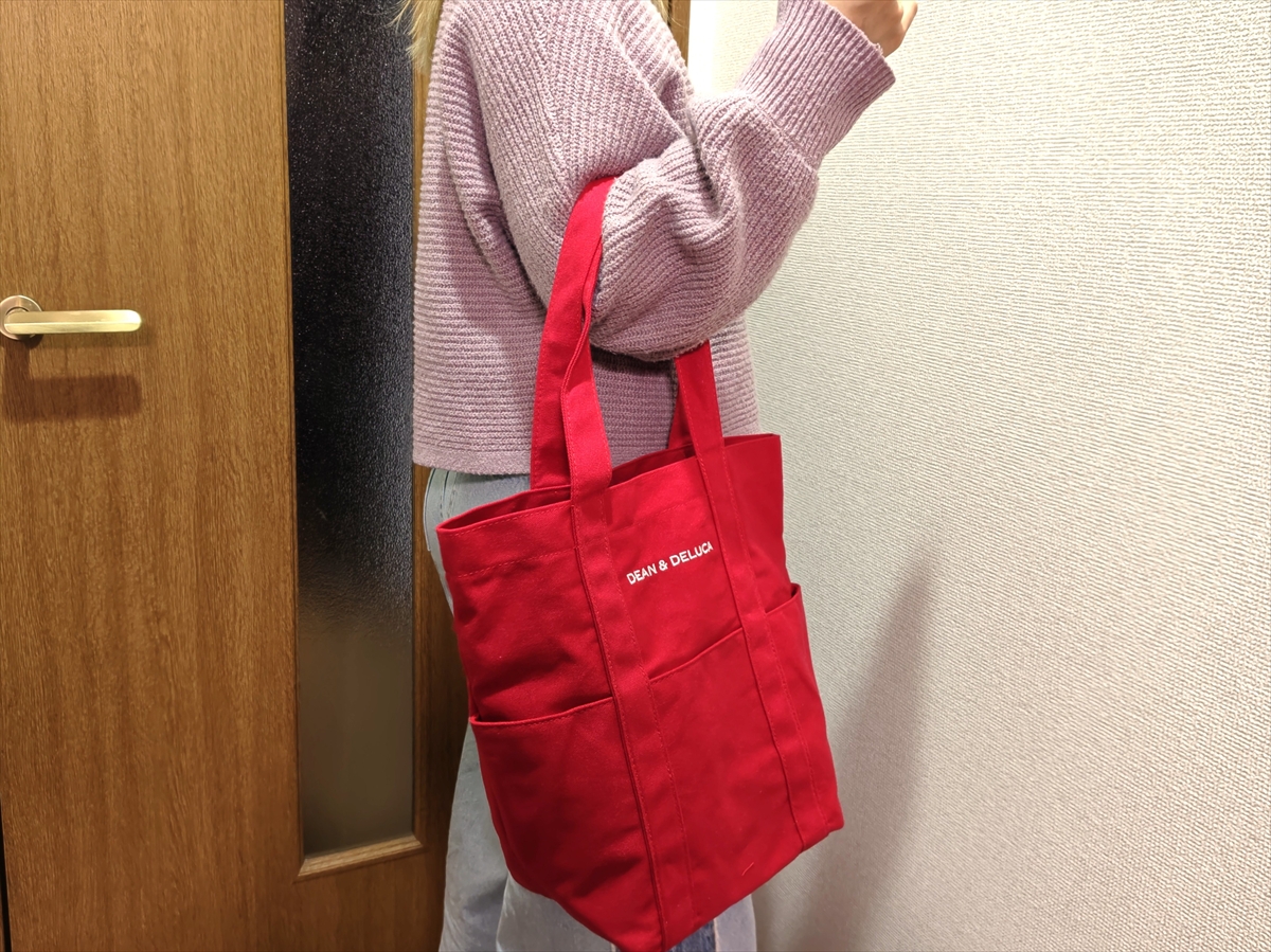 争奪戦は万博予約並み!? DEAN＆DELUCA福袋「真っ赤な限定トート」の