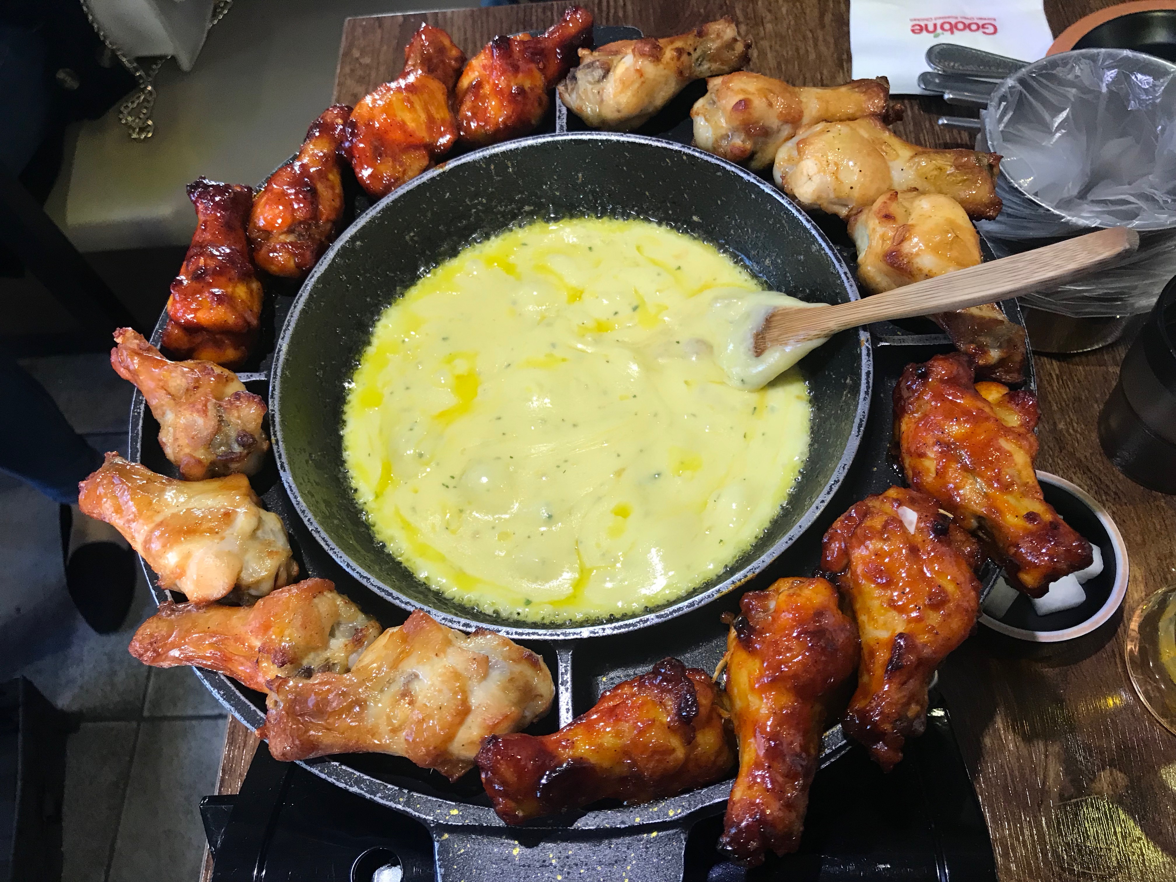 ブーム間近？】新大久保で「UFOチキンフォンデュ」なるものを食べて