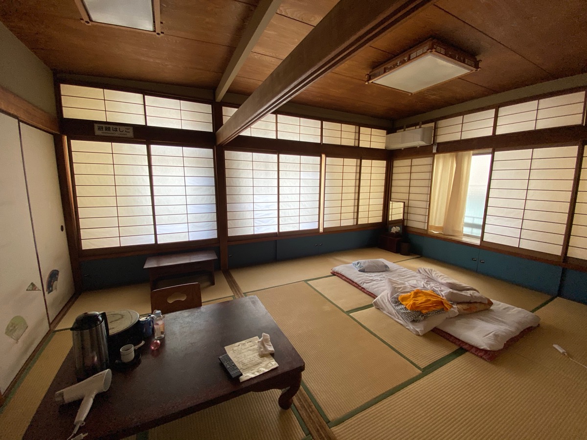 気分は文豪】本郷の老舗旅館『鳳明館森川別館』で「1泊2日の文豪缶詰